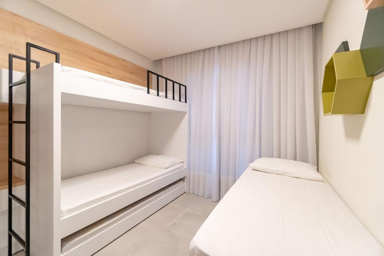 Porto Madero - Apartamento Em Condo Com Piscina بومبينهاس المظهر الخارجي الصورة